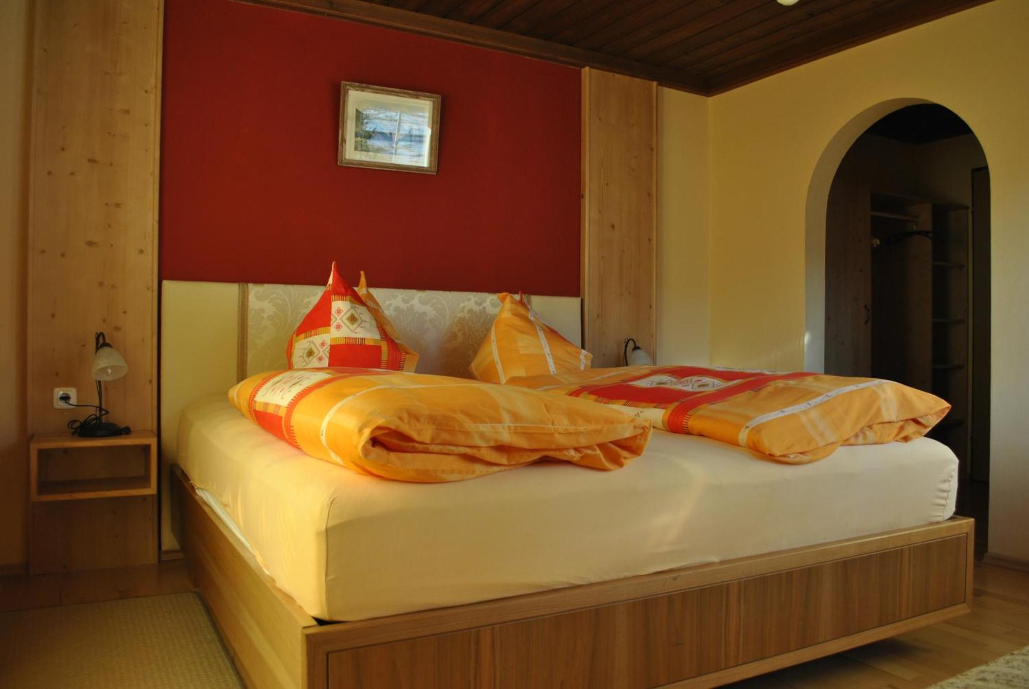 Romantik Pension Lehrberg Sankt Jakob in Haus Room photo